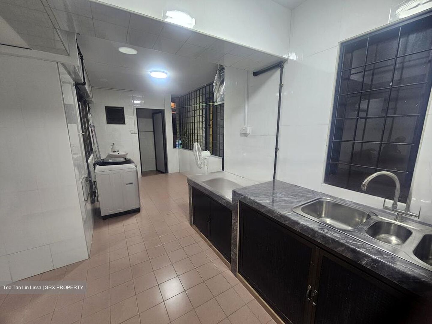 Queensway Tower / Queensway Shopping Centre (D3), Apartment #475063121